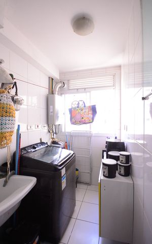 Apartamento à venda com 69m², 3 quartos e 2 vagas Apartamento à venda com 69m², 3 quartos e 2 vagasCozinha/Área de Serviço
