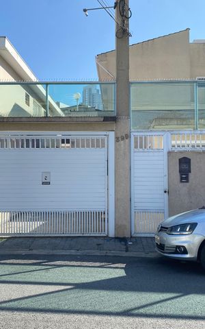 Casa de condomínio à venda com 105m², 2 quartos e 1 vaga Casa de condomínio à venda com 105m², 2 quartos e 1 vagaFachada