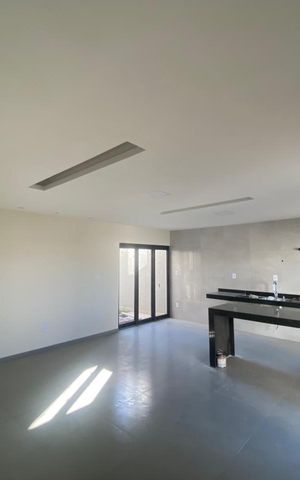 Casa para alugar com 93m², 2 quartos e 3 vagas