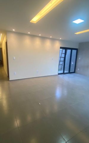 Casa para alugar com 93m², 2 quartos e 3 vagas