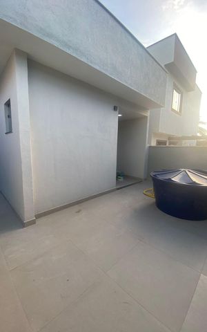 Casa para alugar com 93m², 2 quartos e 3 vagas