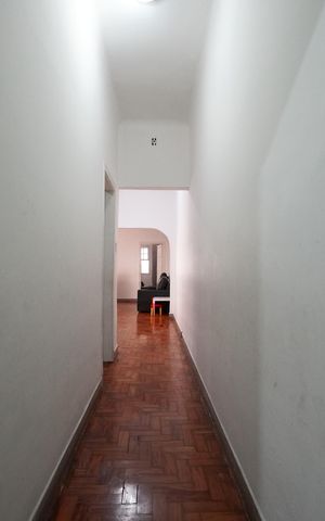 Casa à venda com 250m², 2 quartos e 1 vagaCorredor
