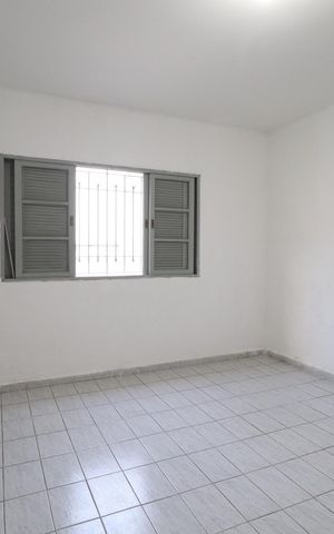 Casa para alugar com 110m², 2 quartos e 4 vagasQuarto 1