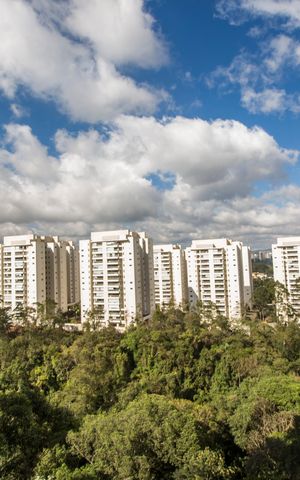 Apartamento à venda com 202m², 3 quartos e 4 vagasVista