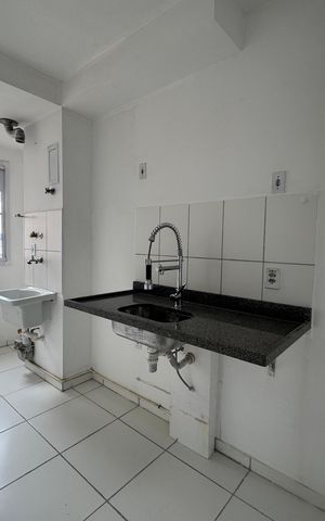 Apartamento à venda com 48m², 2 quartos e 1 vaga Apartamento à venda com 48m², 2 quartos e 1 vagaCozinha e Área de Serviço