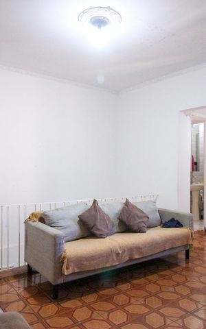 Casa à venda com 250m², 4 quartos e 2 vagas Casa à venda com 250m², 4 quartos e 2 vagasSala