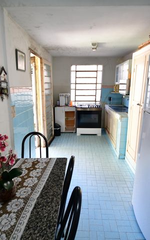 Casa à venda com 350m², 3 quartos e 3 vagasCozinha