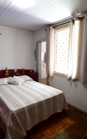 Casa à venda com 350m², 3 quartos e 3 vagasQuarto 3 - Suíte