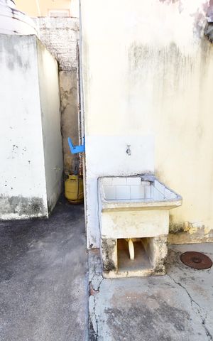 Casa à venda com 350m², 3 quartos e 3 vagasÁrea de Serviço