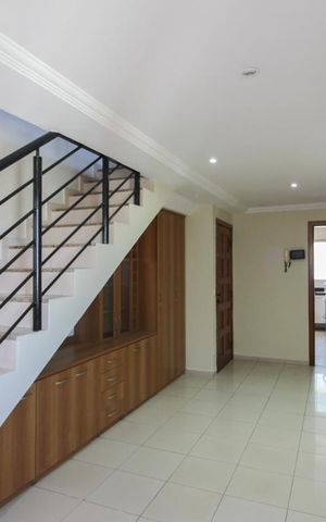 Apartamento para alugar com 189m², 4 quartos e 3 vagas Apartamento para alugar com 189m², 4 quartos e 3 vagasSala 1