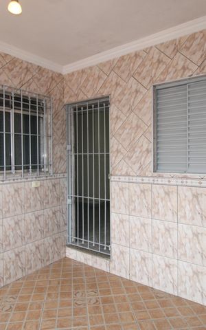 Casa à venda com 180m², 2 quartos e 2 vagasÁrea de Serviço