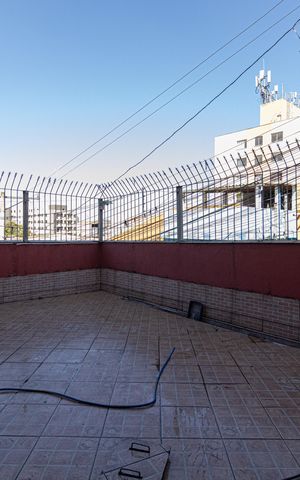 Casa para alugar com 180m², 2 quartos e 2 vagas Casa para alugar com 180m², 2 quartos e 2 vagasVaranda