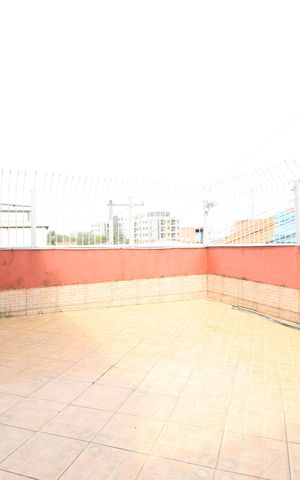 Casa à venda com 180m², 2 quartos e 2 vagasQuintal