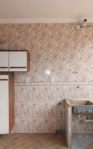 Casa à venda com 180m², 2 quartos e 2 vagasÁrea de Serviço