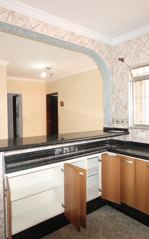 Casa à venda com 180m², 2 quartos e 2 vagasCozinha