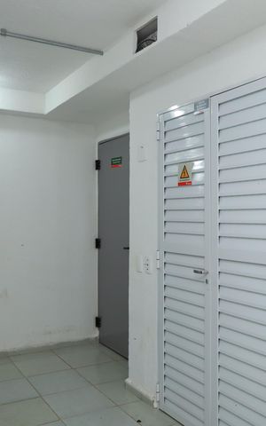 Apartamento para alugar com 42m², 1 quarto e sem vagaÁrea comum - Saguão do andar