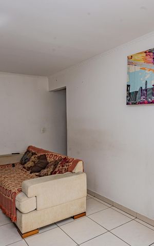 Apartamento à venda com 54m², 2 quartos e 1 vaga Apartamento à venda com 54m², 2 quartos e 1 vagaSala