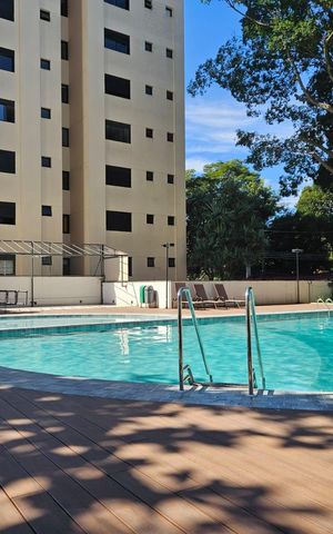 Apartamento à venda com 157m², 3 quartos e 2 vagas Apartamento à venda com 157m², 3 quartos e 2 vagasPiscina