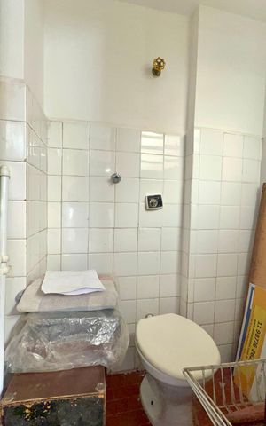 Apartamento para alugar com 60m², 2 quartos e sem vaga Apartamento para alugar com 60m², 2 quartos e sem vagaBanheiro de serviço