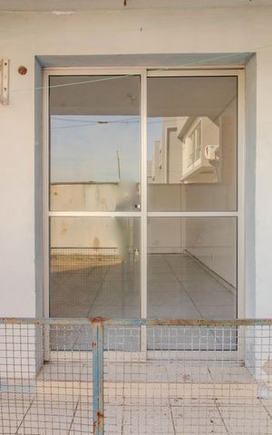 Apartamento à venda com 48m², 2 quartos e 1 vaga Apartamento à venda com 48m², 2 quartos e 1 vagaSala - Varanda