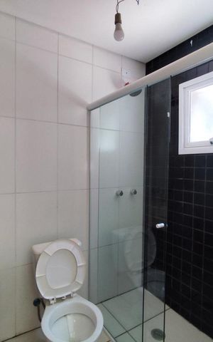 Casa à venda com 550m², 6 quartos e 10 vagas Casa à venda com 550m², 6 quartos e 10 vagasBanheiro