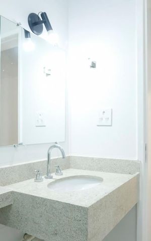 Casa para alugar com 55m², 1 quarto e 1 vagaBanheiro