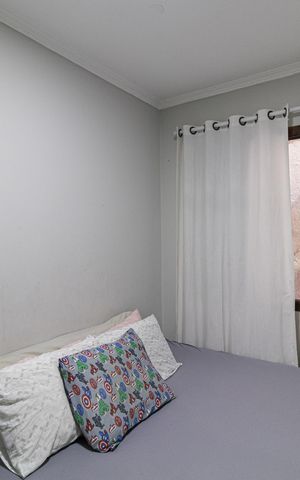 Casa à venda com 270m², 4 quartos e 2 vagas Casa à venda com 270m², 4 quartos e 2 vagasQuarto 3