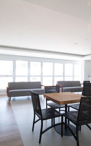 Apartamento à venda com 65m², 2 quartos e 2 vagas Apartamento à venda com 65m², 2 quartos e 2 vagasÁrea comum - Salão de festas