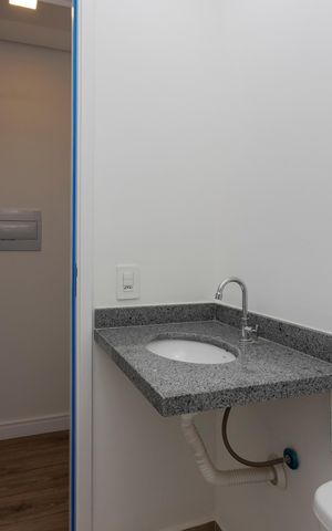 Studio à venda com 34m², 1 quarto e sem vaga Studio à venda com 34m², 1 quarto e sem vagaBanheiro