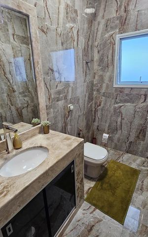 Casa de condomínio para alugar com 978m², 5 quartos e 8 vagas Casa de condomínio para alugar com 978m², 5 quartos e 8 vagasBanheiro 2