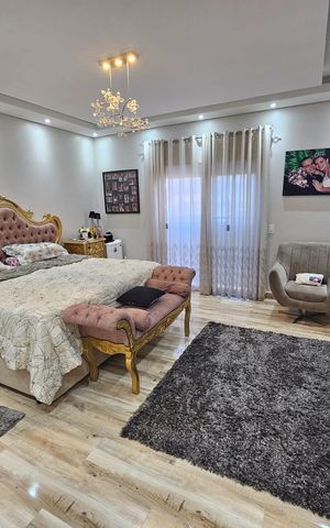 Casa de condomínio para alugar com 978m², 5 quartos e 8 vagas Casa de condomínio para alugar com 978m², 5 quartos e 8 vagasQuarto 3