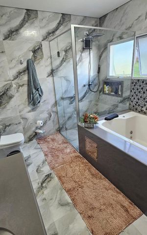 Casa de condomínio para alugar com 978m², 5 quartos e 8 vagas Casa de condomínio para alugar com 978m², 5 quartos e 8 vagasBanheiro 1