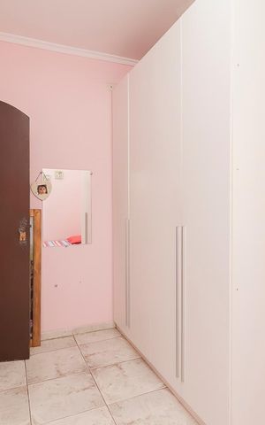 Casa à venda com 150m², 3 quartos e 2 vagasQuarto 3