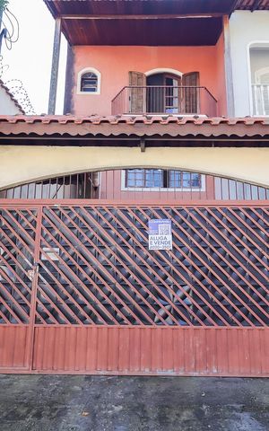 Casa à venda com 150m², 3 quartos e 2 vagasFachada