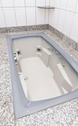 Casa à venda com 150m², 3 quartos e 2 vagasBanheiro da Suíte