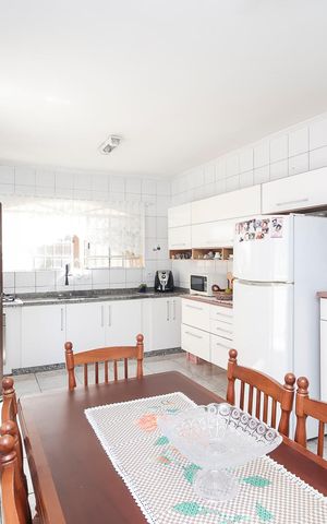 Casa à venda com 150m², 3 quartos e 2 vagasCozinha