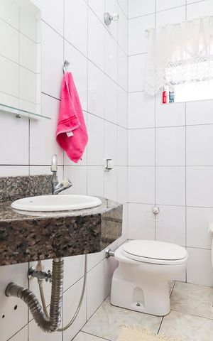Casa à venda com 150m², 3 quartos e 2 vagasLavabo