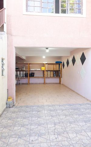 Casa à venda com 150m², 3 quartos e 2 vagasGaragem