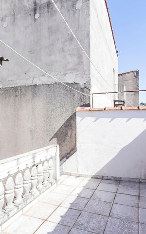 Casa à venda com 150m², 3 quartos e 2 vagasÁrea de Serviço