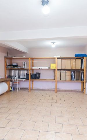 Casa à venda com 150m², 3 quartos e 2 vagasGaragem