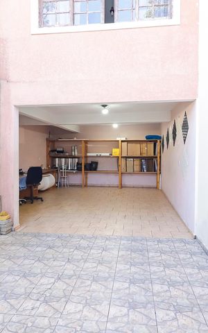 Casa à venda com 150m², 3 quartos e 2 vagasGaragem
