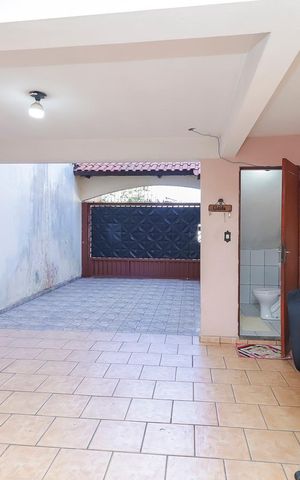 Casa à venda com 150m², 3 quartos e 2 vagasGaragem