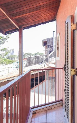 Casa à venda com 150m², 3 quartos e 2 vagasVaranda da Suíte