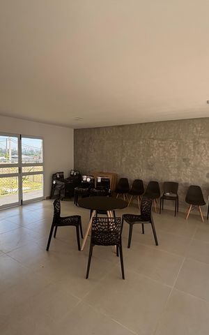 Apartamento à venda com 33m², 2 quartos e sem vagaÁrea comum - Salão de festas