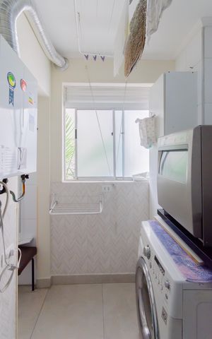 Apartamento à venda com 67m², 2 quartos e 1 vaga Apartamento à venda com 67m², 2 quartos e 1 vagaÁrea de Serviço