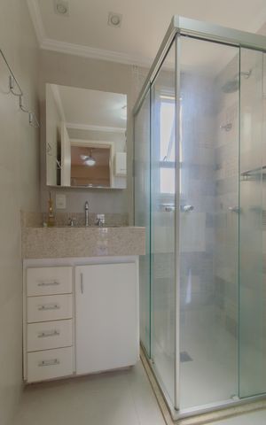 Apartamento à venda com 67m², 2 quartos e 1 vaga Apartamento à venda com 67m², 2 quartos e 1 vagaBanheiro da Suíte