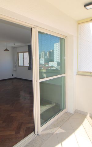 Apartamento à venda com 178m², 3 quartos e 4 vagasSala - Varanda