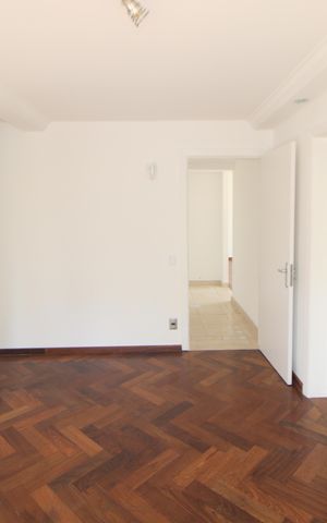 Apartamento à venda com 178m², 3 quartos e 4 vagasQuarto 1