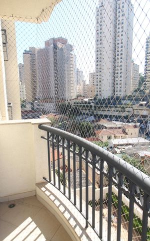 Apartamento à venda com 178m², 3 quartos e 4 vagasQuarto 4 - Varanda