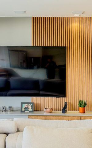 Apartamento à venda com 180m², 3 quartos e 3 vagas Apartamento à venda com 180m², 3 quartos e 3 vagasSala